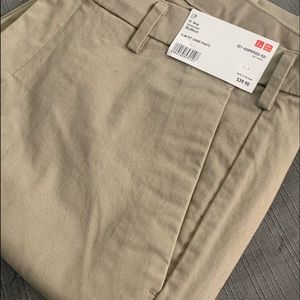 Uniqlo Khaki Slim Fit Chinos